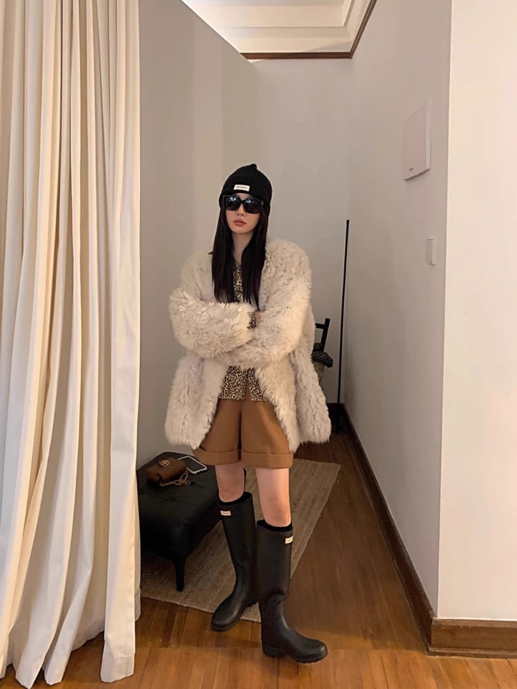 Minimalist Off-Shoulder Cocoon Coat – Effortless Elegance