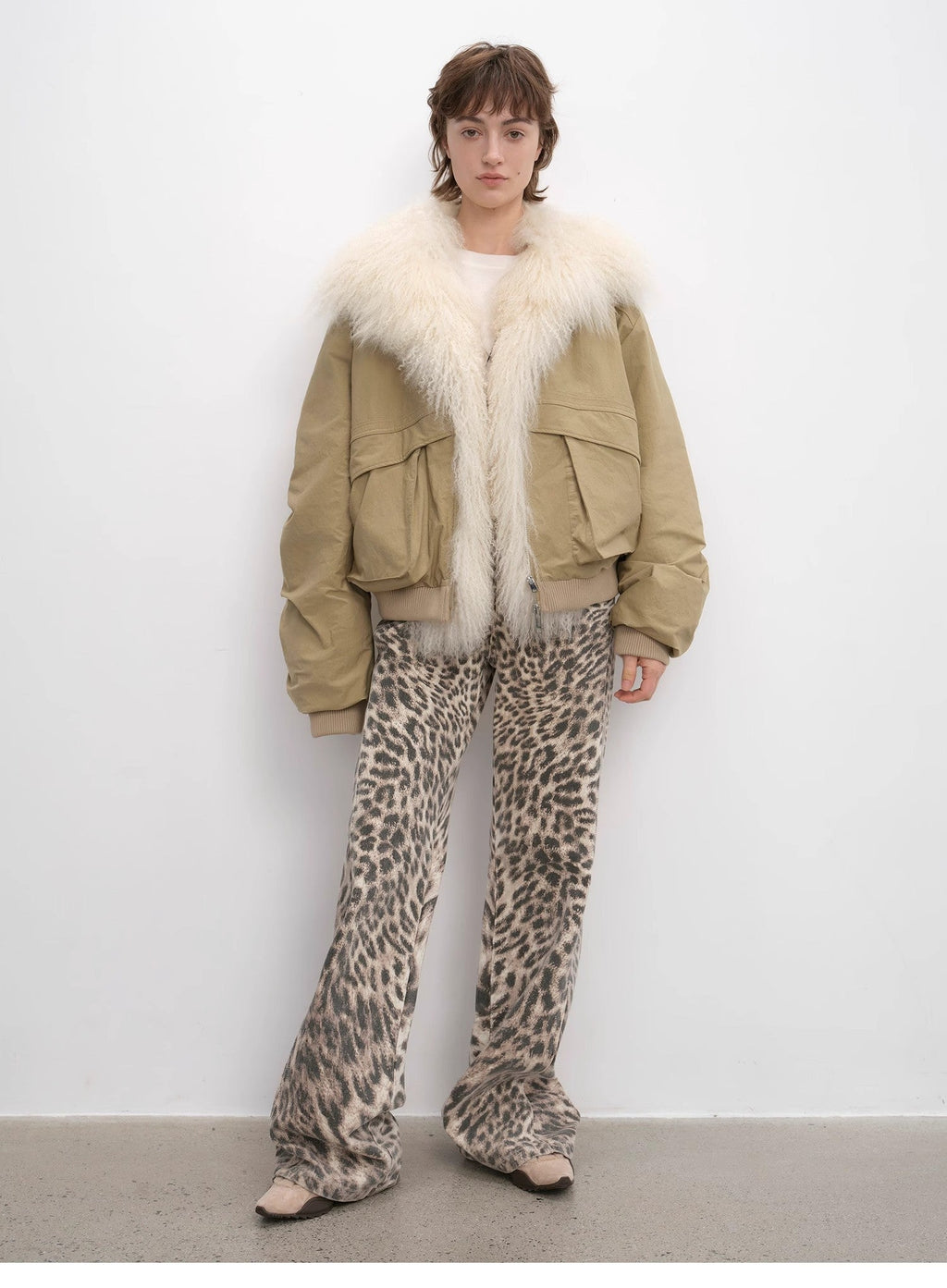 Detachable Wool Collar Down Jacket – Pilot Style Warmth & Elegance